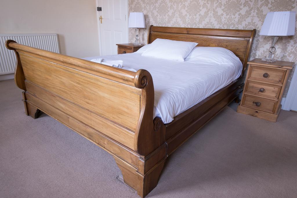 Hewitts Hotel And Restaurant Newport  Esterno foto