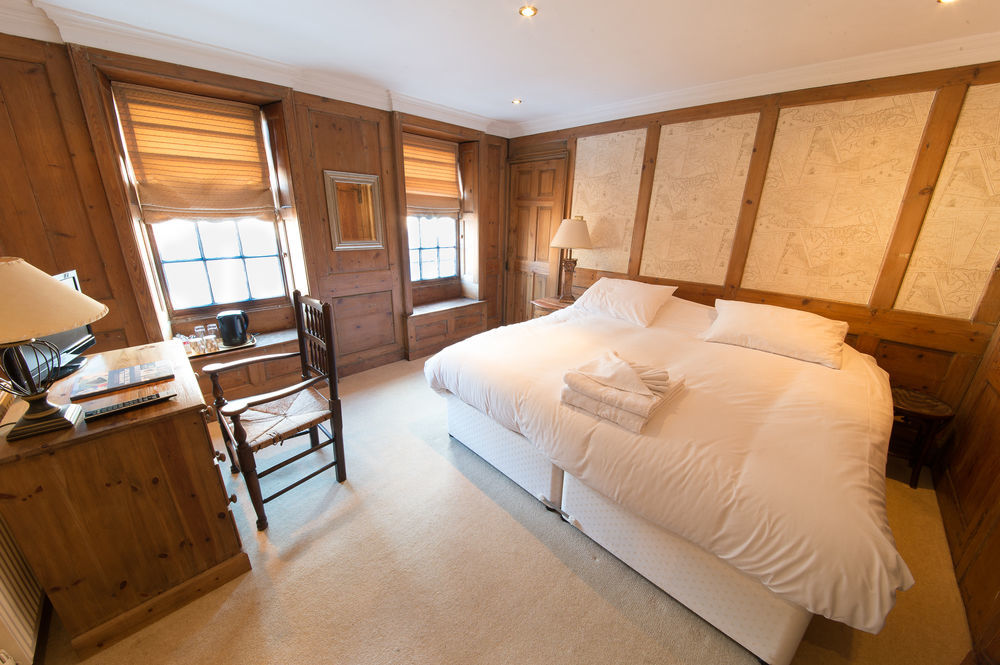 Hewitts Hotel And Restaurant Newport  Esterno foto